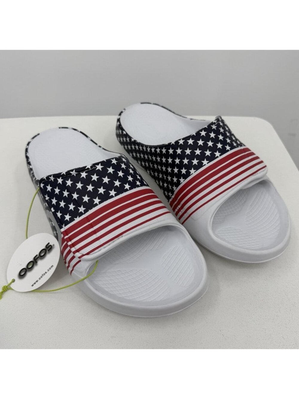 Oofos Men's USA Ooahh Slides size 8 EU 41 Cushioned Recovery Sandals
